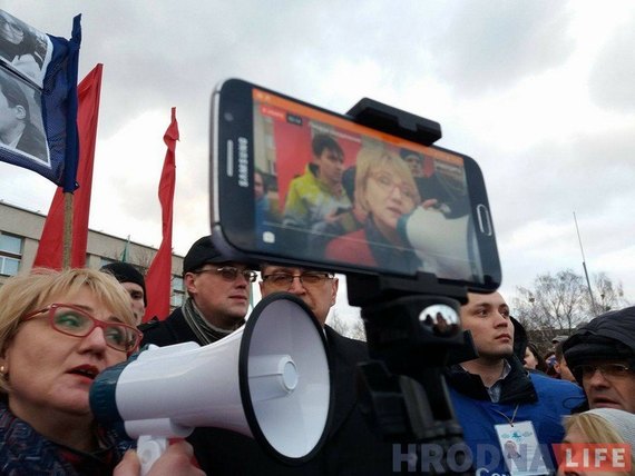 Глядзіце, як два гады таму гродзенцы выйшлі на акцыю пратэсту супраць дэкрэта №3 Глядзіце, як два гады таму гродзенцы выйшлі на акцыю пратэсту супраць дэкрэта №3