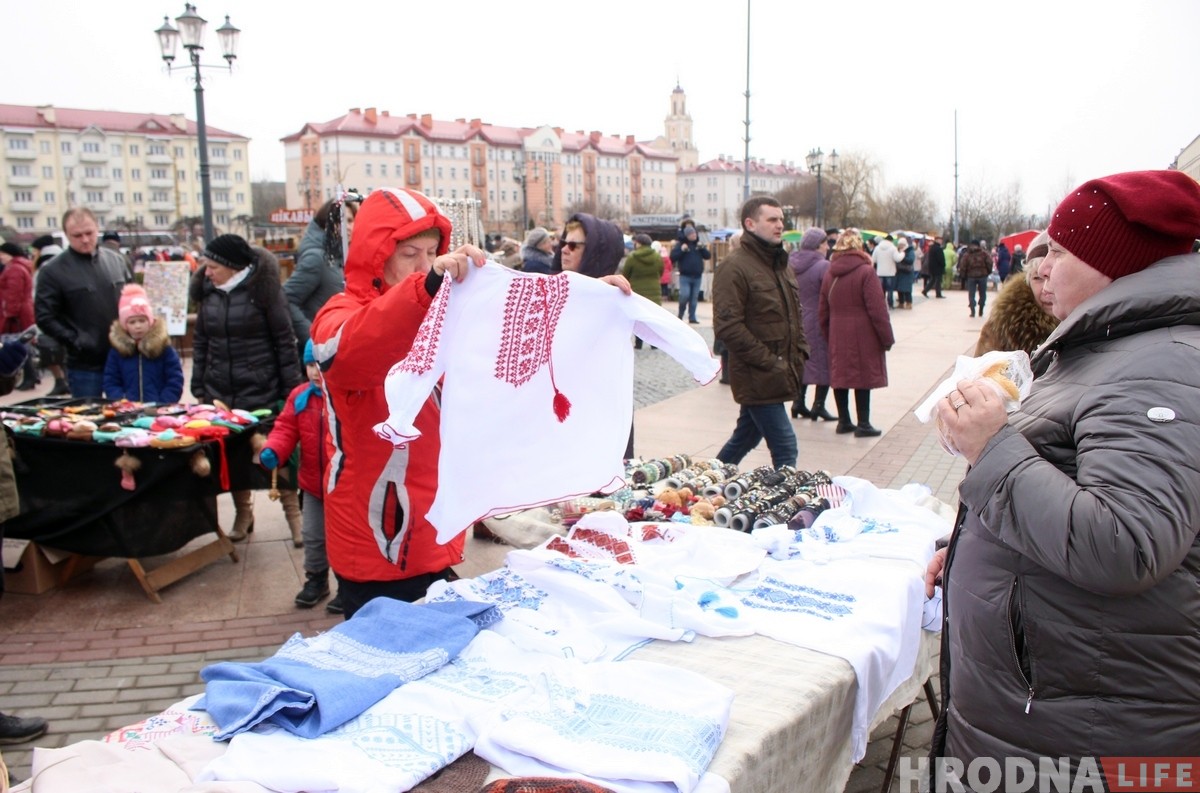 У Гродне праходзіць традыцыйны кірмаш Казюкі