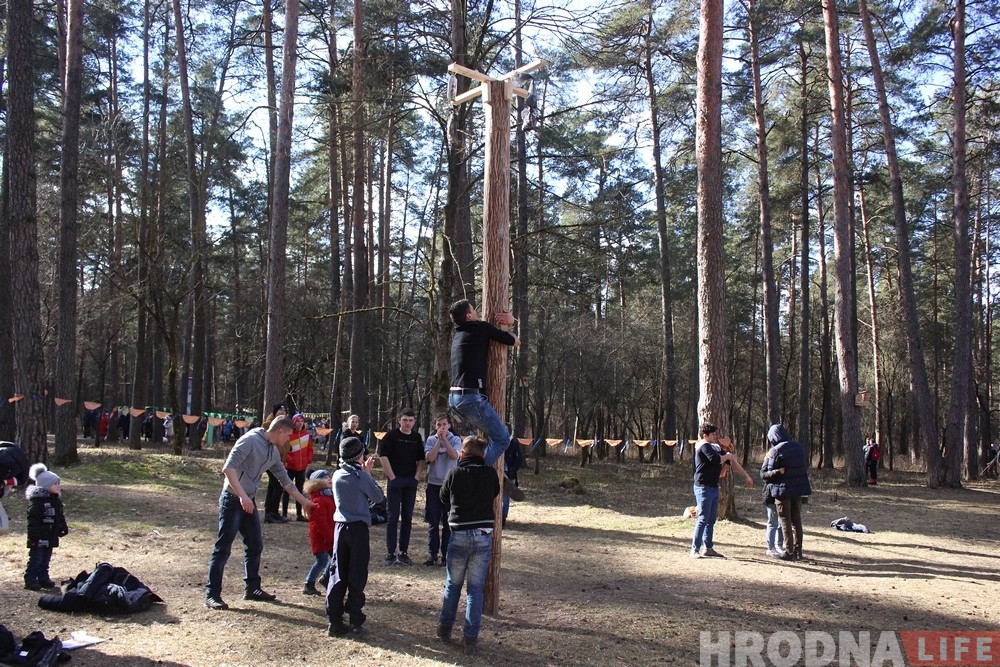 ФОТА: У Гродне прайшлі народныя гулянні на Масленіцу