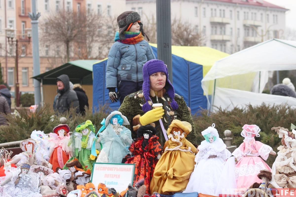 У Гродне праходзіць традыцыйны кірмаш Казюкі
