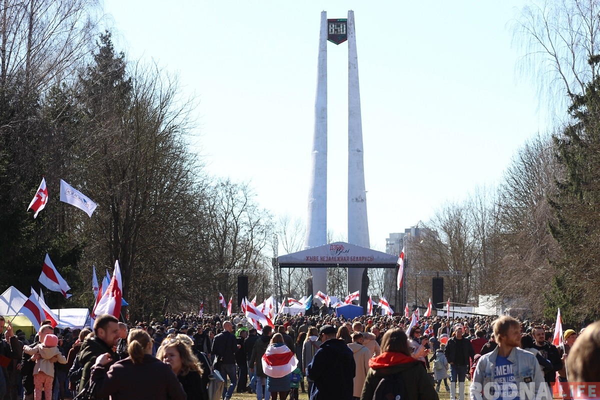 ФОТО: Гродно отмечает День Воли