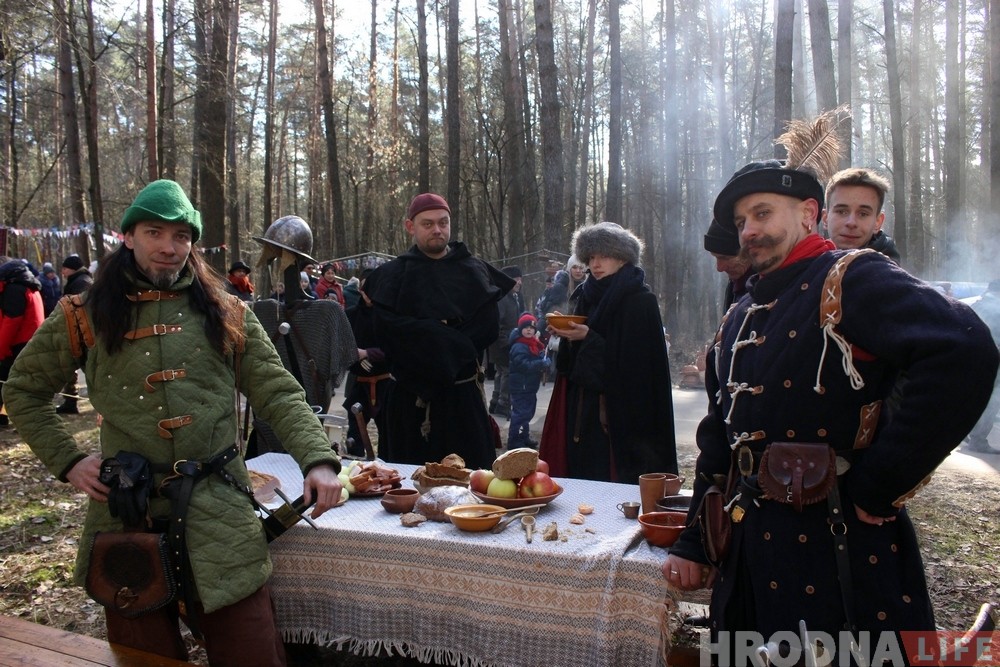 ФОТА: У Гродне прайшлі народныя гулянні на Масленіцу