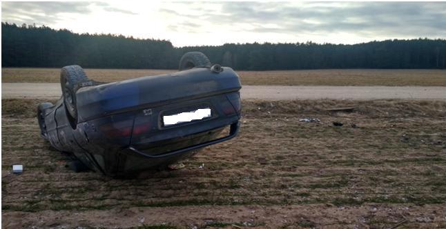 Под Свислочью бесправник перевернулся на машине. Он в реанимации