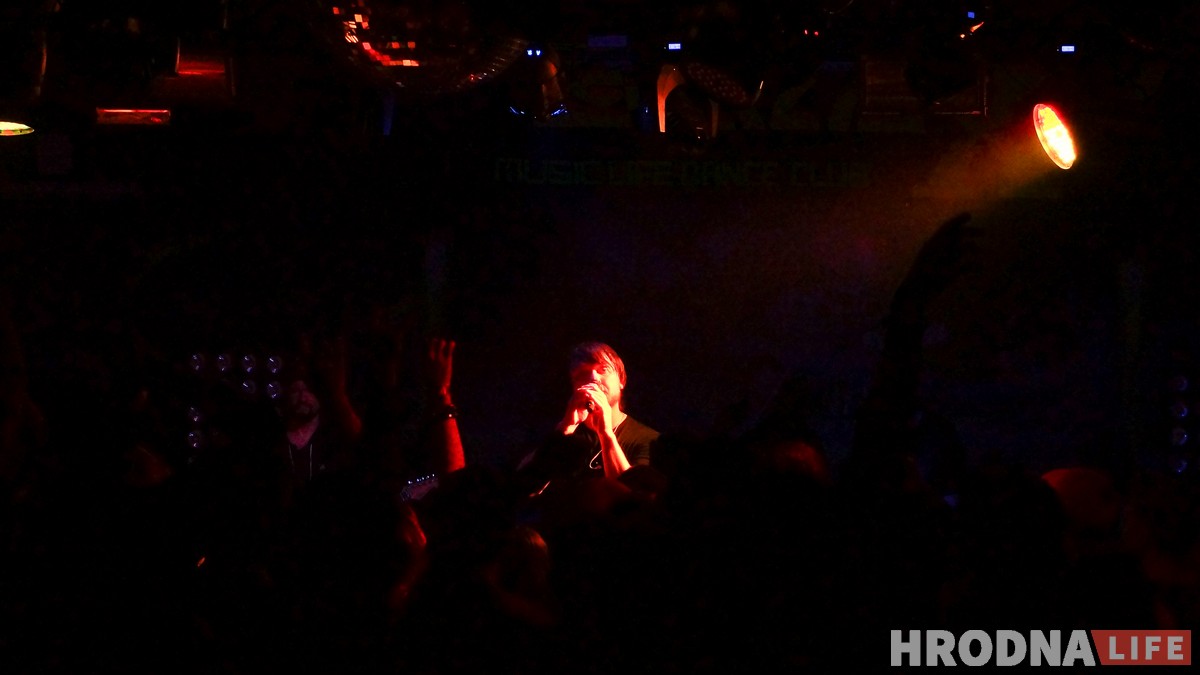 Фота: NIZKIZ запальваў у Гродне вечарам і паўторыць канцэрт на Дні Волі Фота: NIZKIZ запальваў у Гродне вечарам і паўторыць канцэрт на Дні Волі