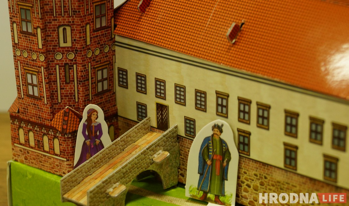 Построй себе Мирский замок и узнай о его легендах