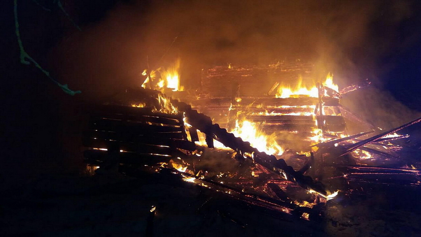 Лідчанін падпаліў уласны дом, каб атрымаць страхоўку Лідчанін падпаліў уласны дом, каб атрымаць страхоўку