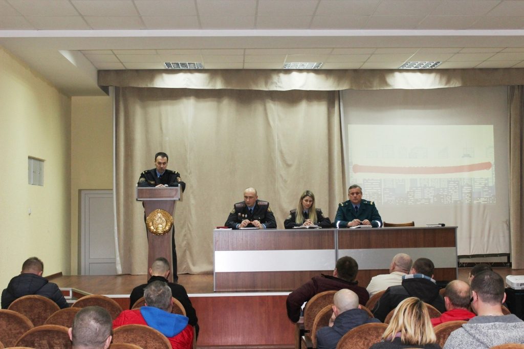 Пасля ўсплёску аварыйнасці ў ДАІ прайшла сустрэча з кіроўцамі таксі