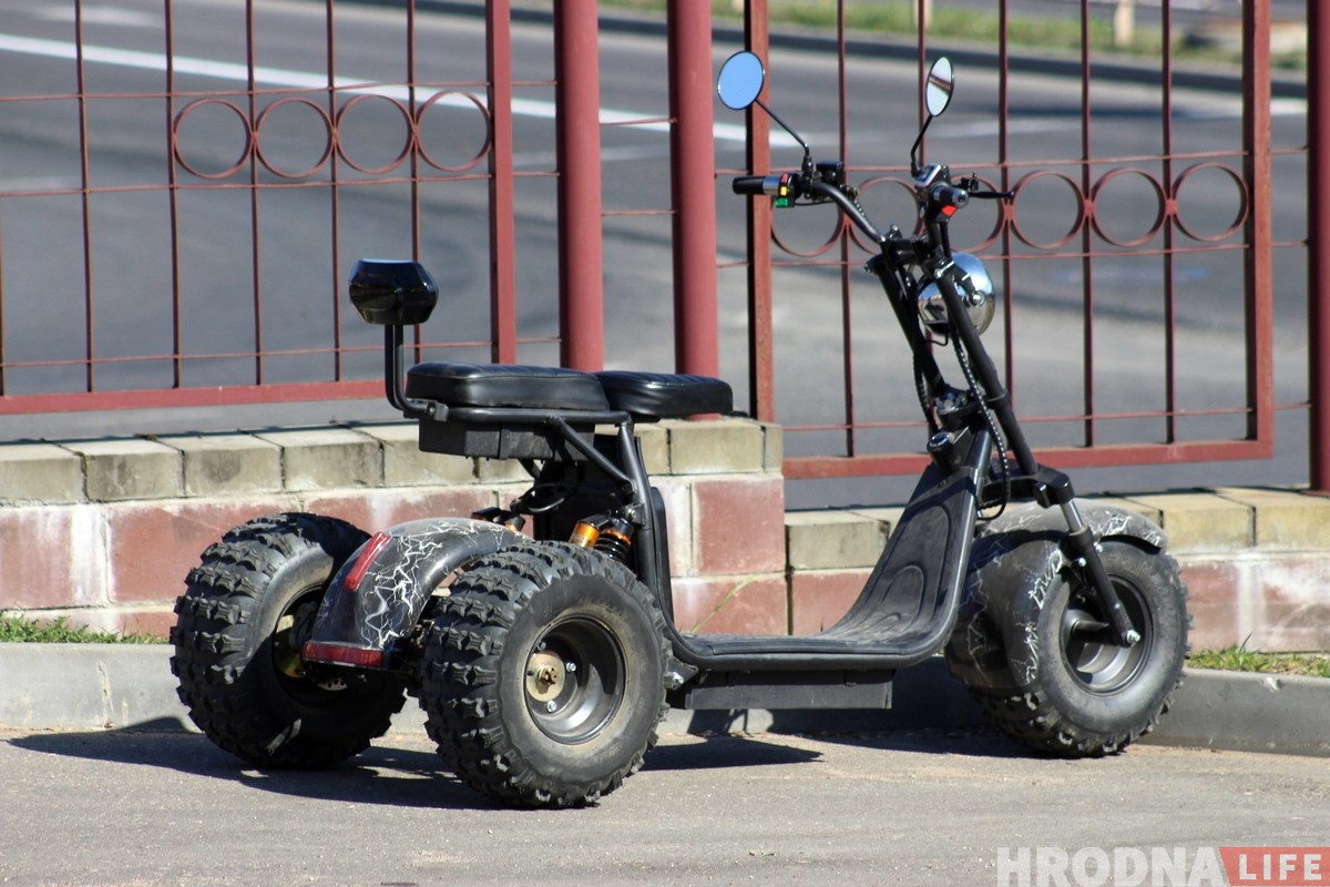 «За таким транспортом будущее». Гродненец рассказал, почему пересел на электротрайк