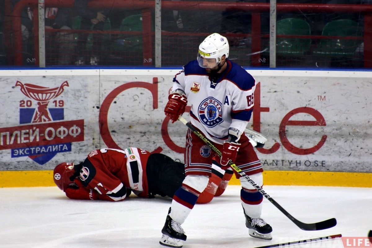 Момантаў шмат, галоў няма: "Нёман" зноў прайграў "Юнацтву"