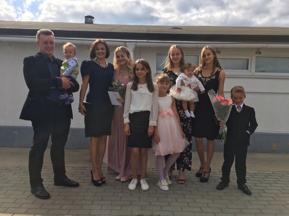 У сястры 8 дзяцей, у брата - 5. Блізняты з Гродна расказалі пра свае шматдзетныя сем’і