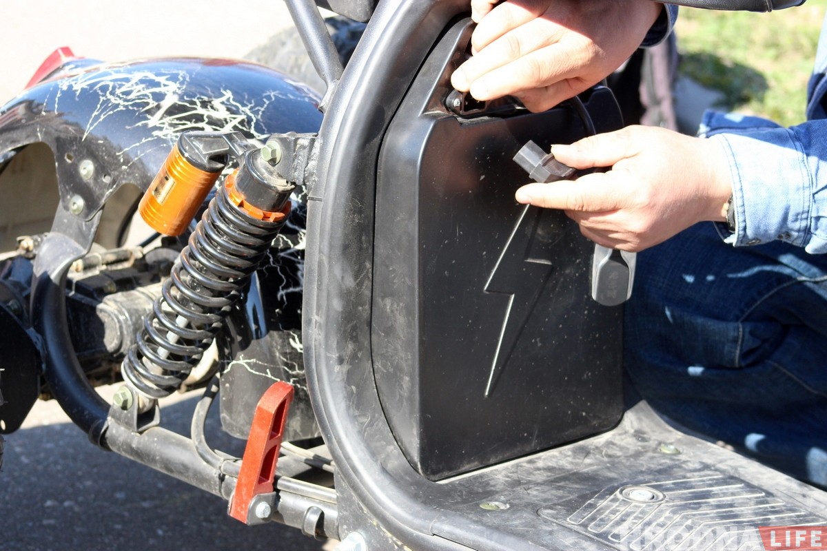 «За таким транспортом будущее». Гродненец рассказал, почему пересел на электротрайк