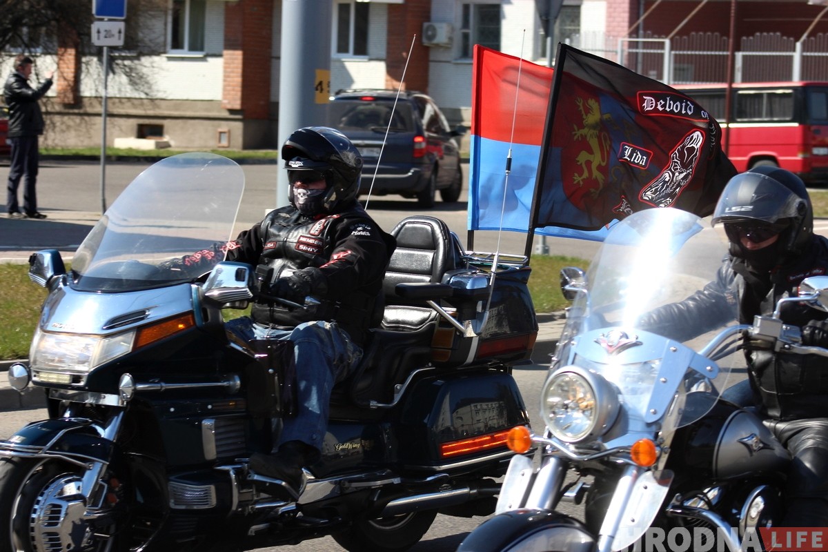Зноў роў матора: у Гродне байкеры адкрылі мотасезон