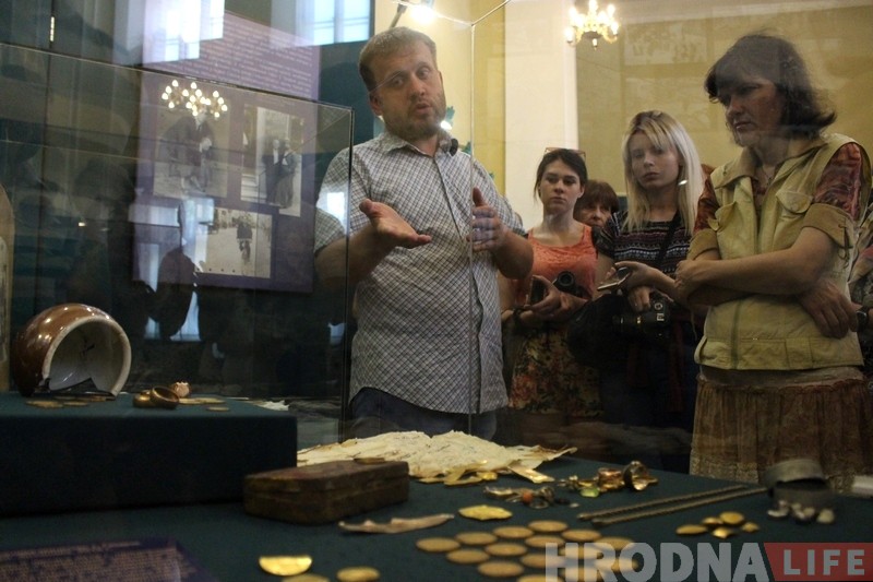 Гісторыя са скарбам на Працоўнай скончылася: праз год будаўнікі і ўласнік атрымалі ўзнагароджанне