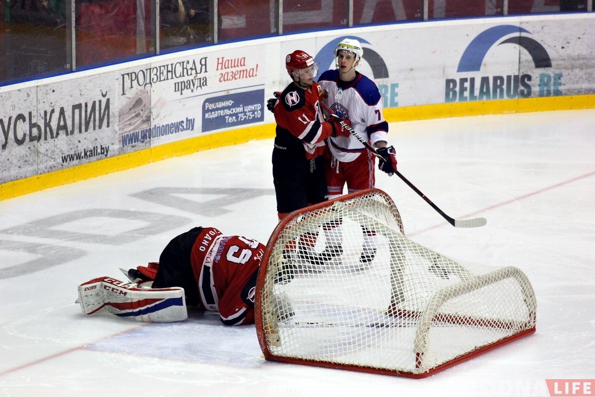 Момантаў шмат, галоў няма: "Нёман" зноў прайграў "Юнацтву"
