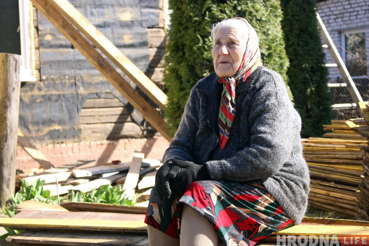 "Паспець да панядзелка". Як жыхары былой вёскі Дзевятоўка рыхтуюцца да зносу