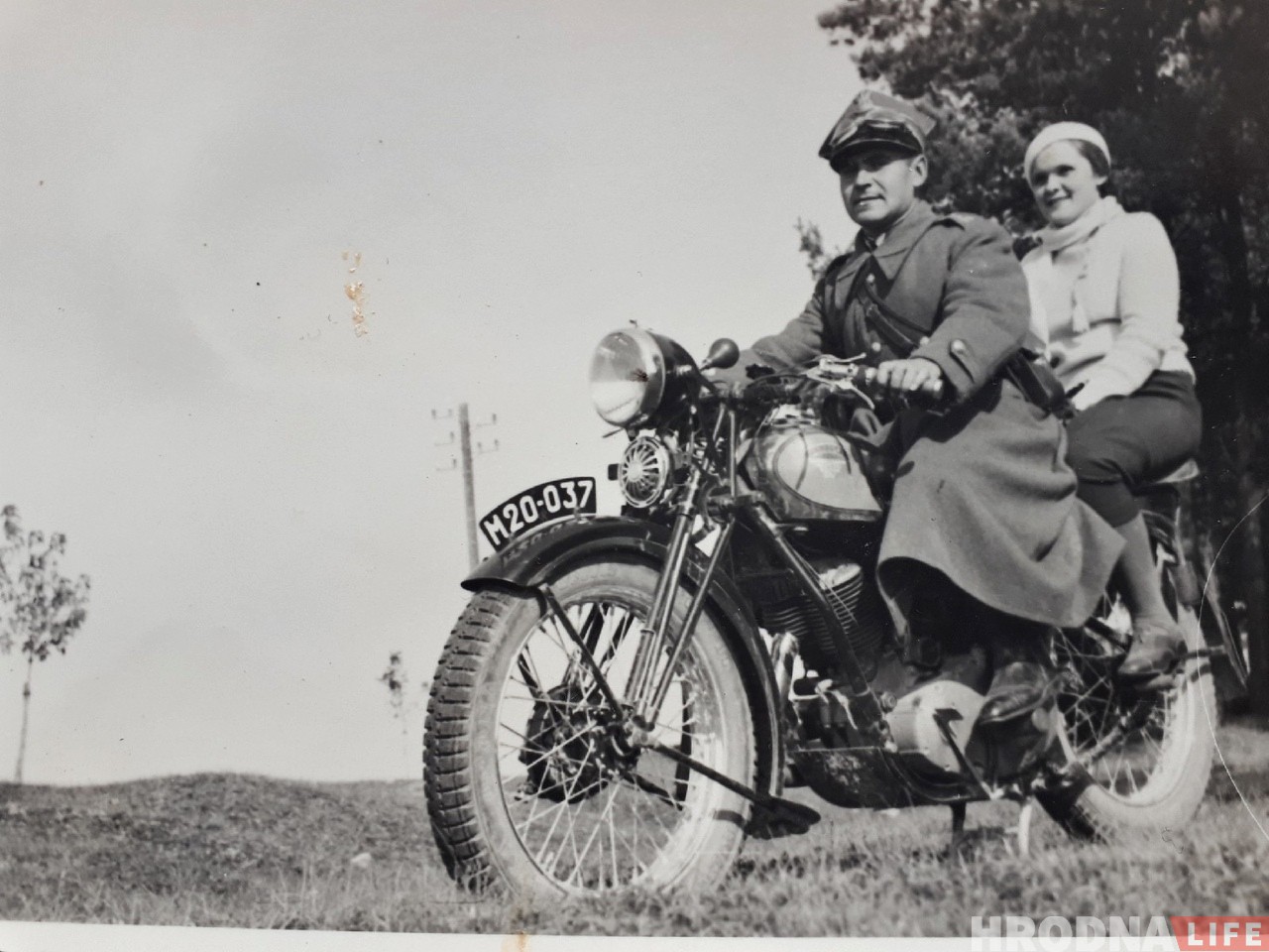 Загінуў у 1939 годзе, але пакінуў вялікі фотаархіў. Гісторыя аднаго афіцэра з Гродна