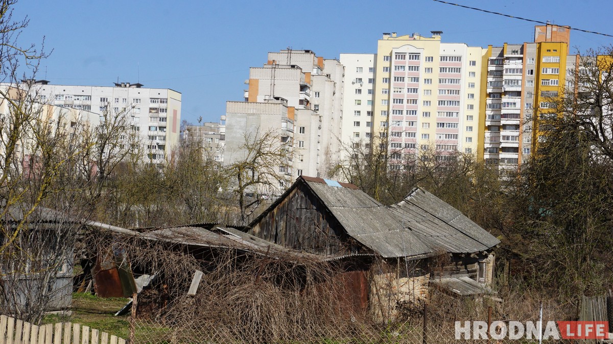 “А вы думалі – звычайны спальнік”. Адзіная экскурсія Фэста экскурсаводаў за межамі цэнтра прайшла на Дзевятоўцы