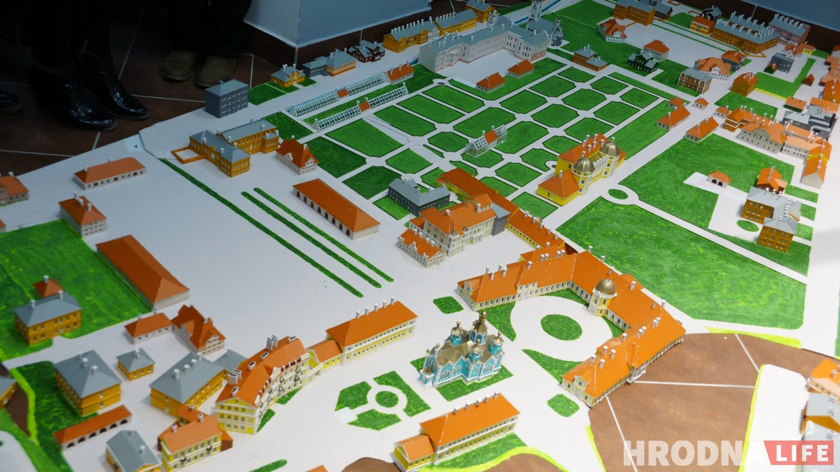 Фотафакт: Гродна-міні дапоўніцца Гарадніцай - новы макет паказалі на Фэсце экскурсаводаў Фотафакт: Гродна-міні дапоўніцца Гарадніцай - новы макет паказалі на Фэсце экскурсаводаў