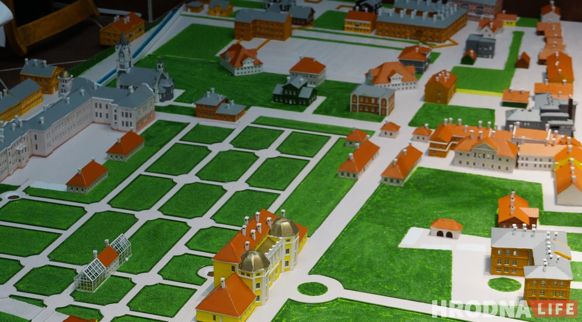 Фотафакт: Гродна-міні дапоўніцца Гарадніцай - новы макет паказалі на Фэсце экскурсаводаў Фотафакт: Гродна-міні дапоўніцца Гарадніцай - новы макет паказалі на Фэсце экскурсаводаў