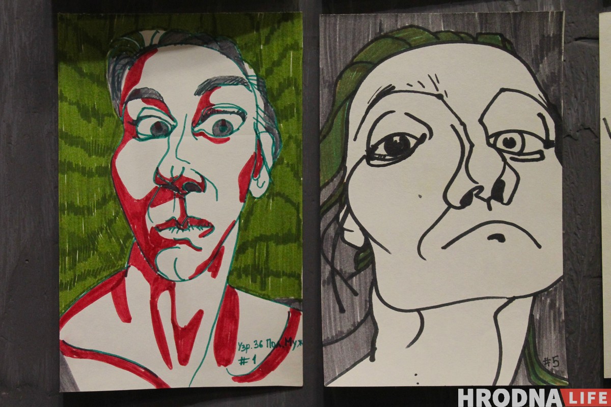 Гродзенка малявала аўтапартрэты 365 дзён запар. Глядзіце, што атрымалася