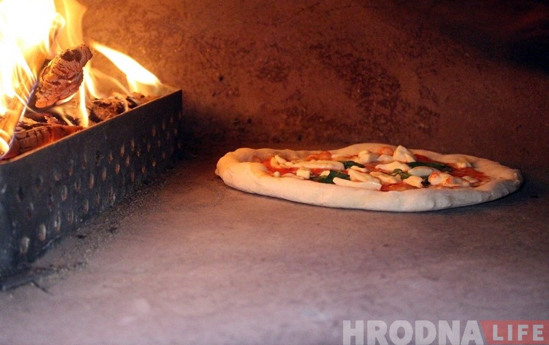 Гродненский Pizza Truck переедет в Минск. "Не исчезаем, а растем"