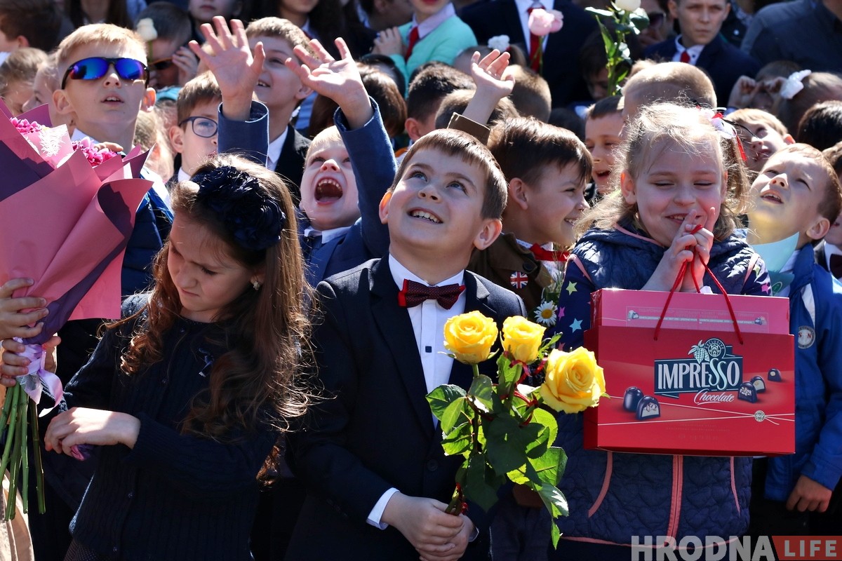 У гродзенскіх школах празвінеў апошні званок У гродзенскіх школах празвінеў апошні званок
