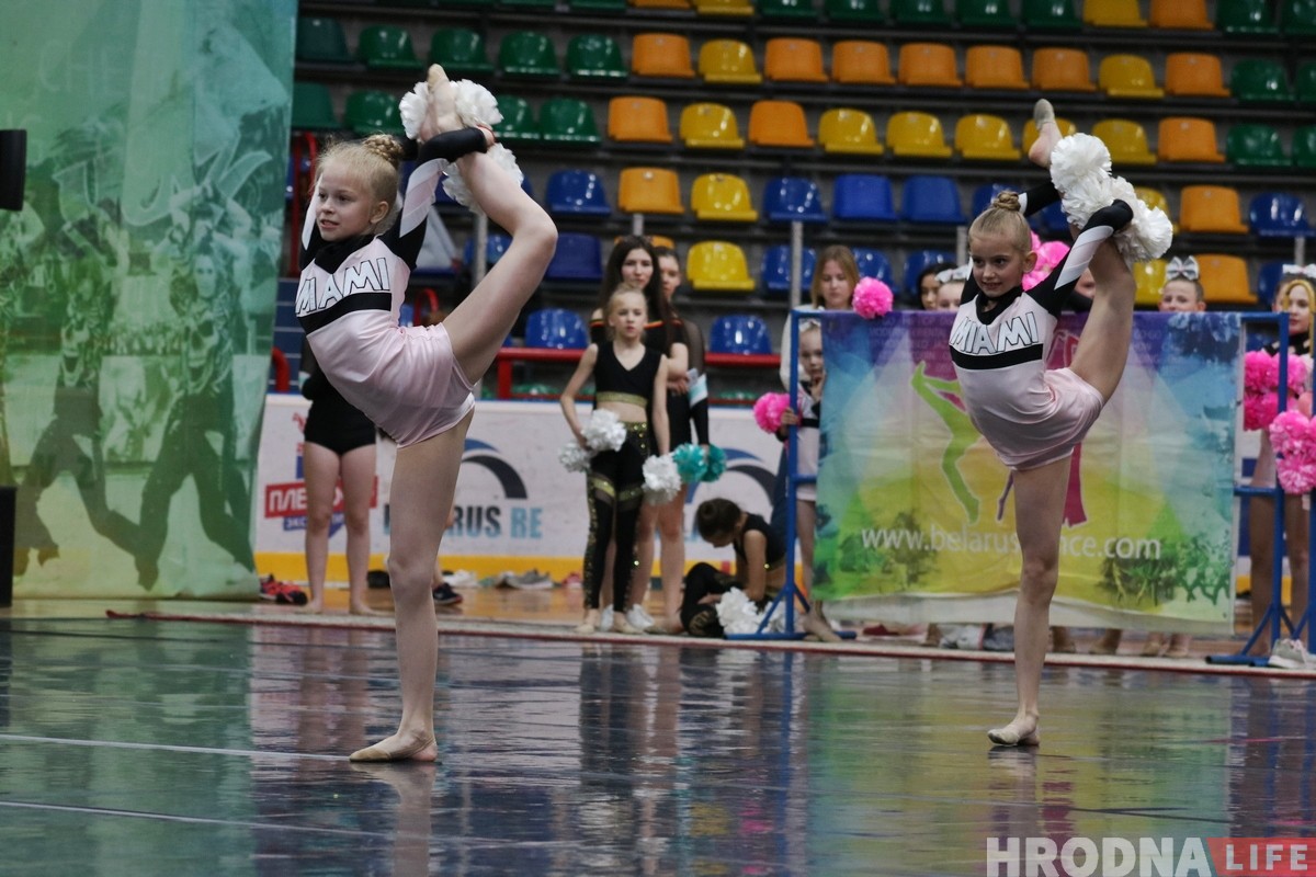 Смотрите как в Гродно проходили областные соревнования по чирлидингу 