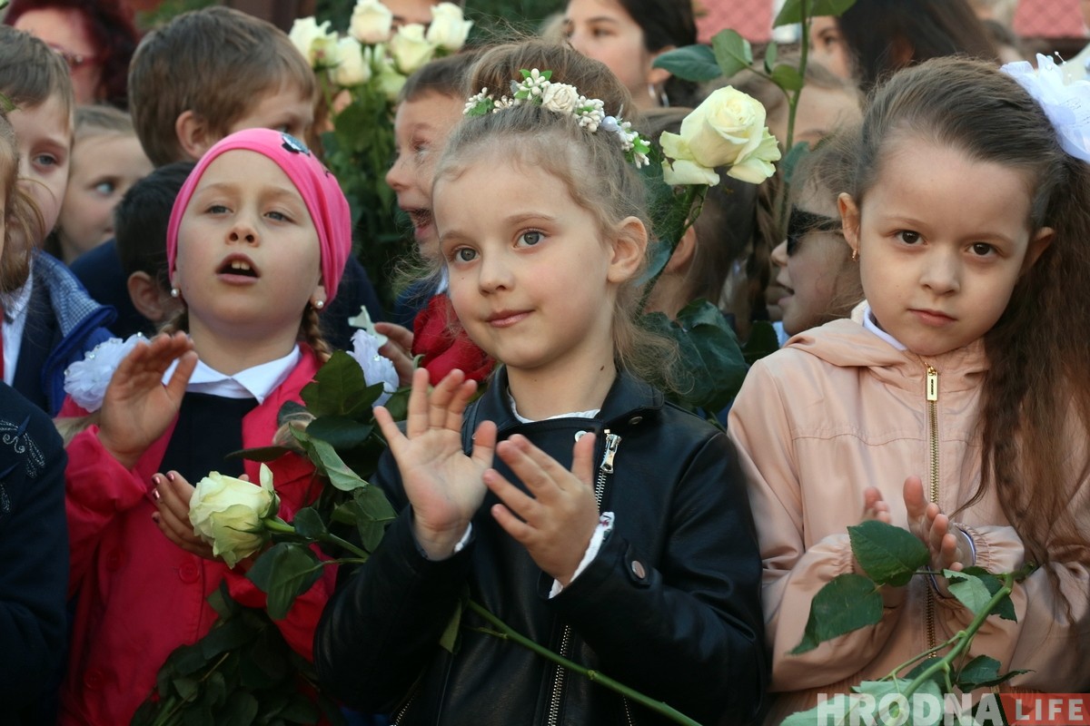 У гродзенскіх школах празвінеў апошні званок У гродзенскіх школах празвінеў апошні званок