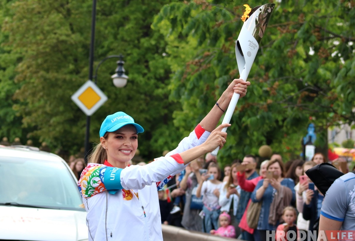 Гродно встретил эстафету огня "Пламя мира"