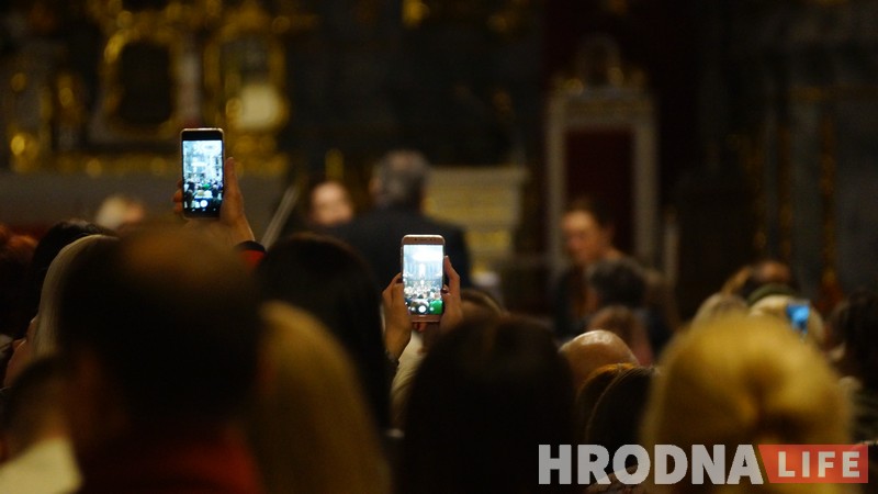 Фотафакт: У Фарным касцёле сыгралі музыку Вівальдзі Фотафакт: У Фарным касцёле сыгралі музыку Вівальдзі