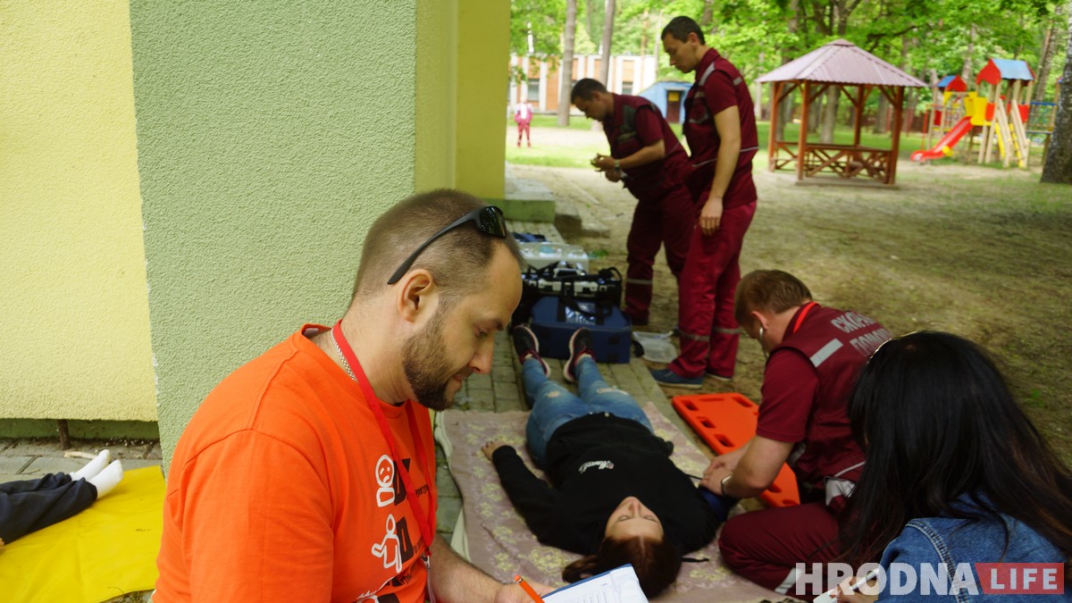 "Будем реанимировать!" Врачи скорой помощи Беларуси и Польши встретились на соревнованиях в Гродно