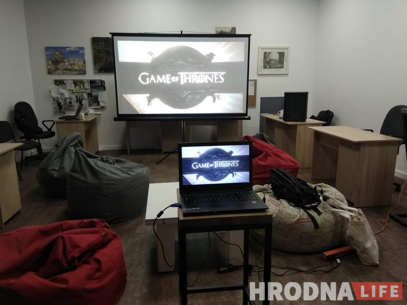 Вместе и трон делить веселей! Редакция Hrodna.life посмотрела последнюю серию "Игры престолов" вместе с читателями