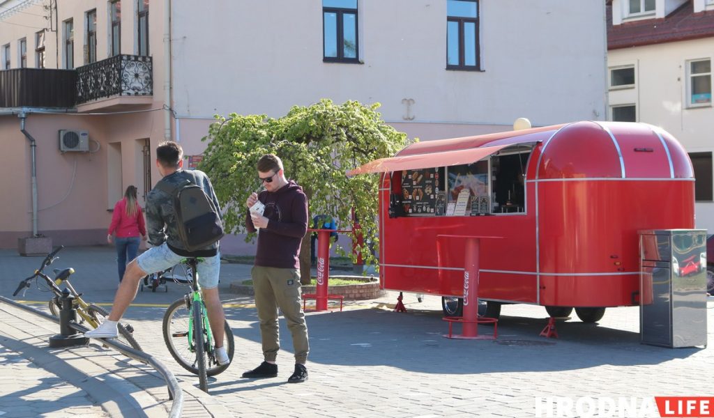 Фудтрак "Пан Картофан" открылся на Виленской: есть конусные пиццы и картошка с "секретным" хрустом