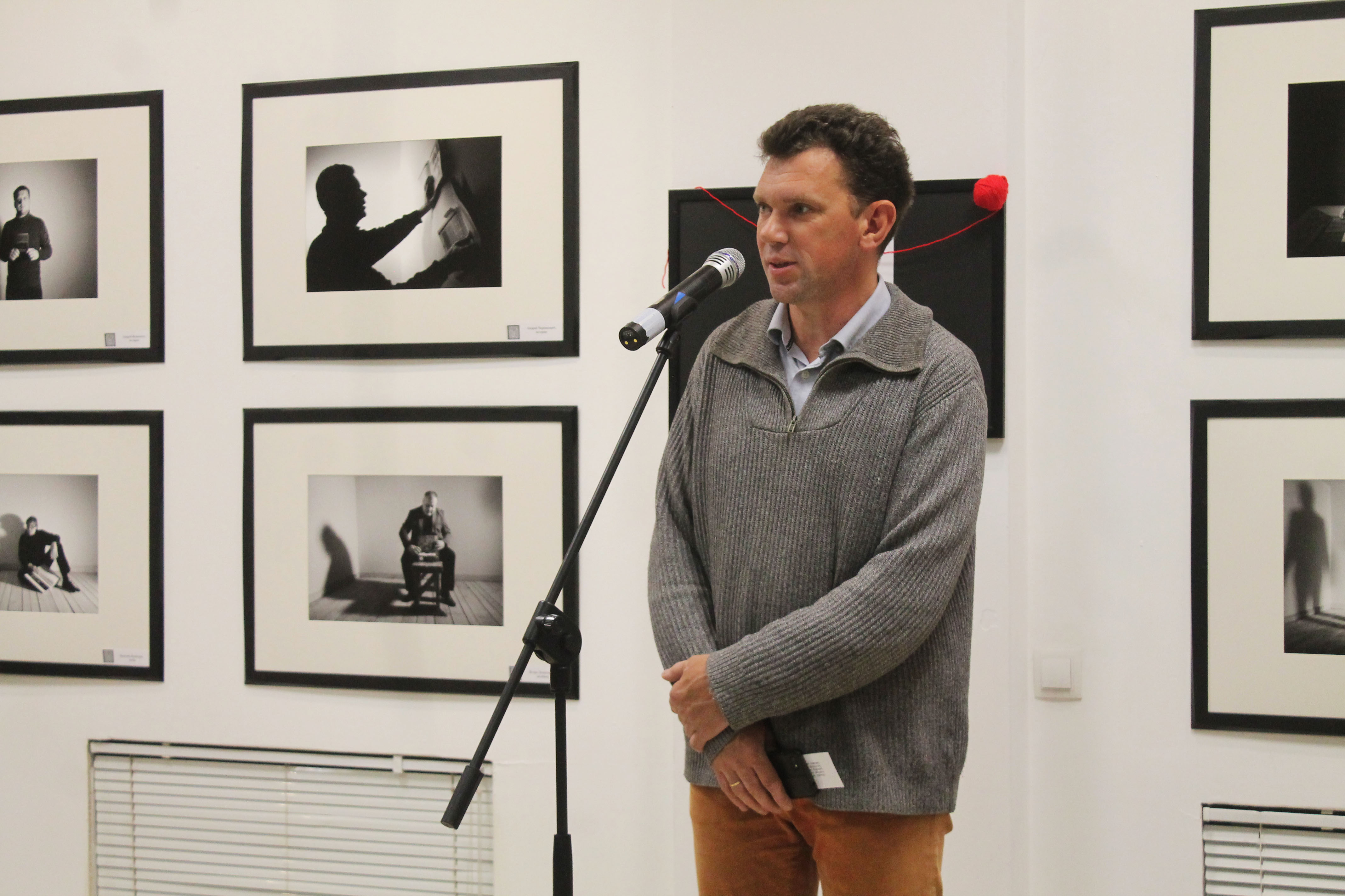 В Гродно открыли выставку «Код города». Там есть и Руслан Кулевич