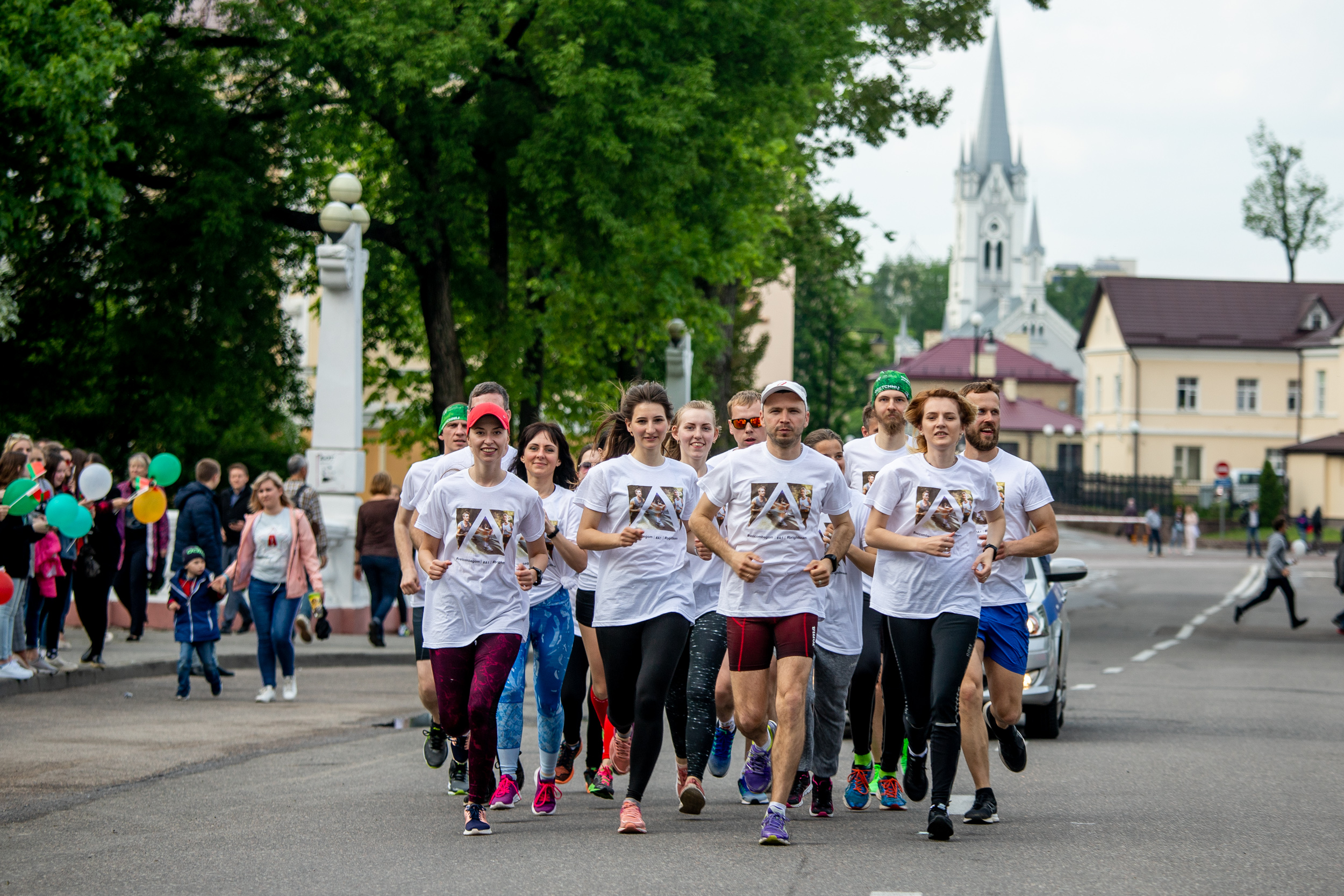 Дабрачынныя «Еўрапейскія забегі» #velcombegom праходзяць у Гродзенскай вобласці разам з эстафетай «Полымя свету»