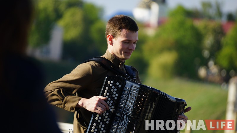 Сезон канцэртаў ля ратонды адкрылі да Дня Перамогі Сезон канцэртаў ля ратонды адкрылі да Дня Перамогі