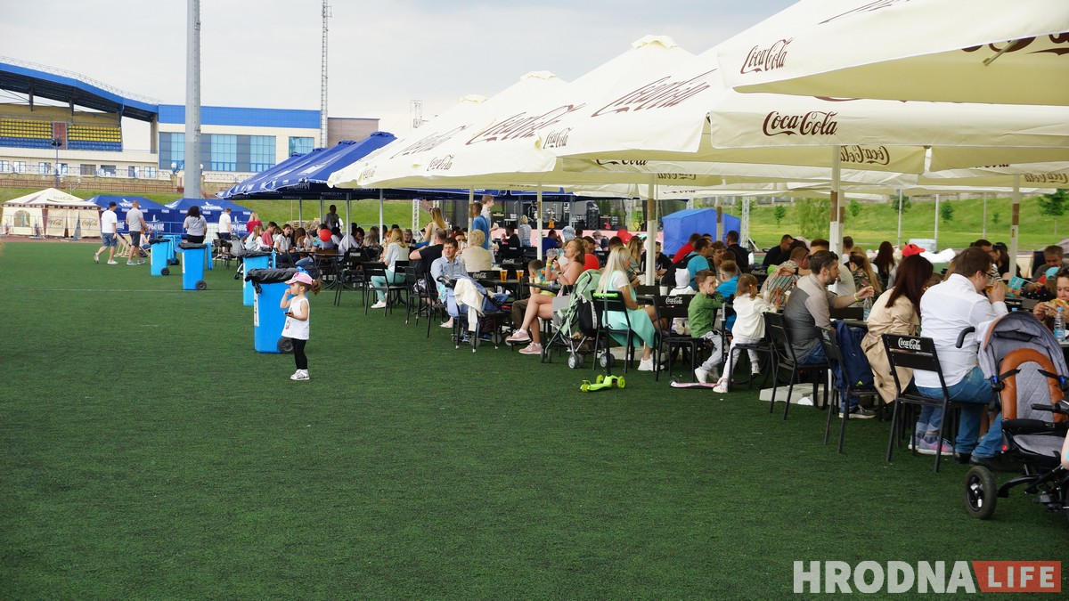 Гродна другі раз сустрэў Vulitsa Ezha. Было смачна, весела і сонечна Гродна другі раз сустрэў Vulitsa Ezha. Было смачна, весела і сонечна