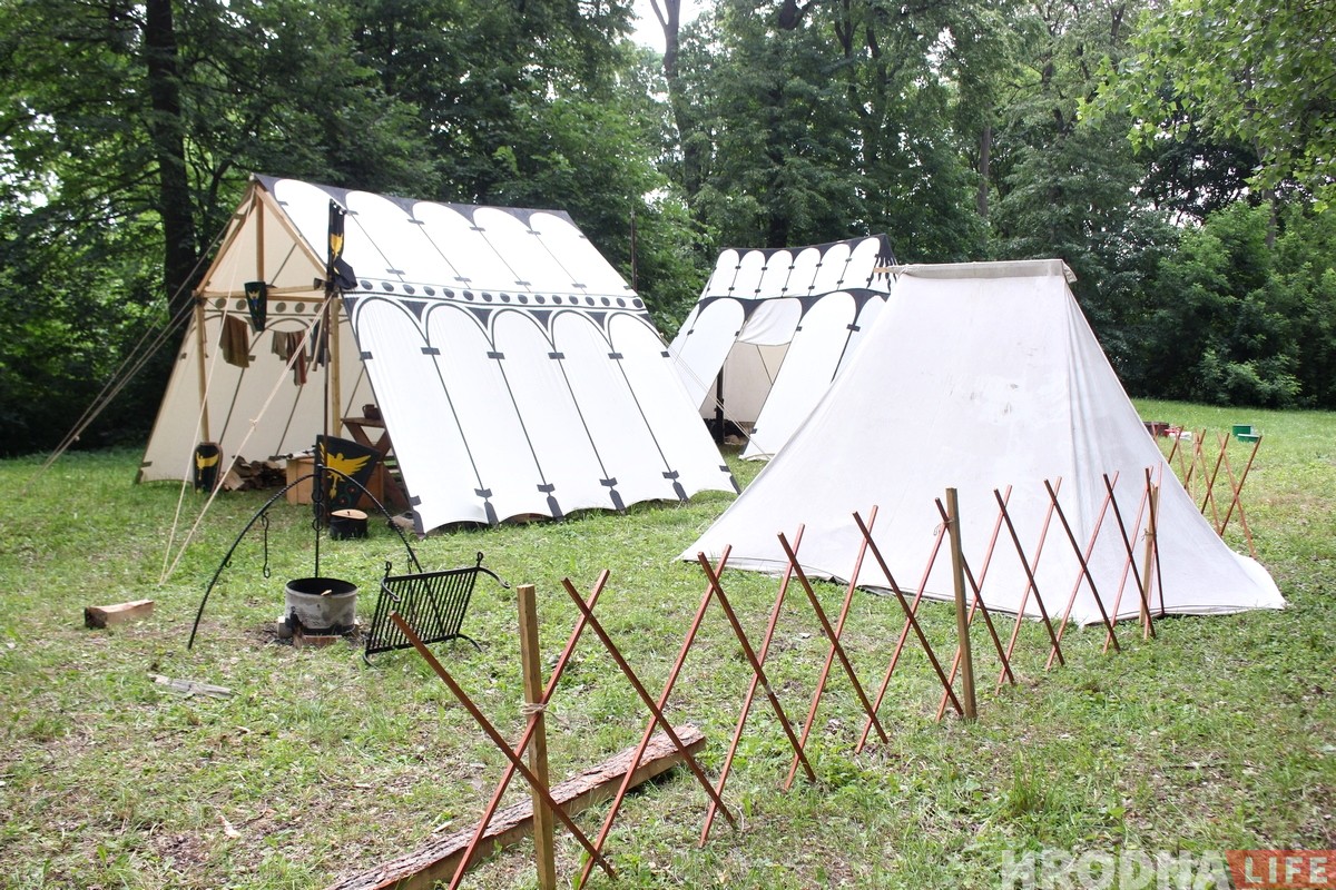 «Тут знакавая зямля». У Каложскім парку праходзіць фестываль сярэднявечнай культуры