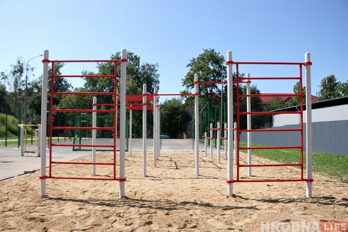 На стадион не пустили - потребовали спортивную площадку. Жители Щорса-Пролетарской показали, как сделать новый микрорайон лучше