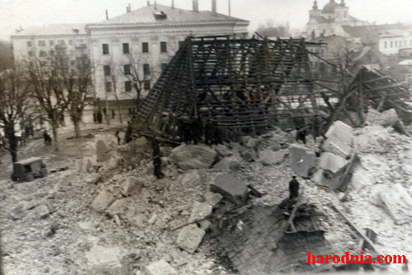 «У зямлі дагэтуль ёсць саркафагі вялікіх князёў». Хто і навошта хоча перапісаць гісторыю Фары Вітаўта?