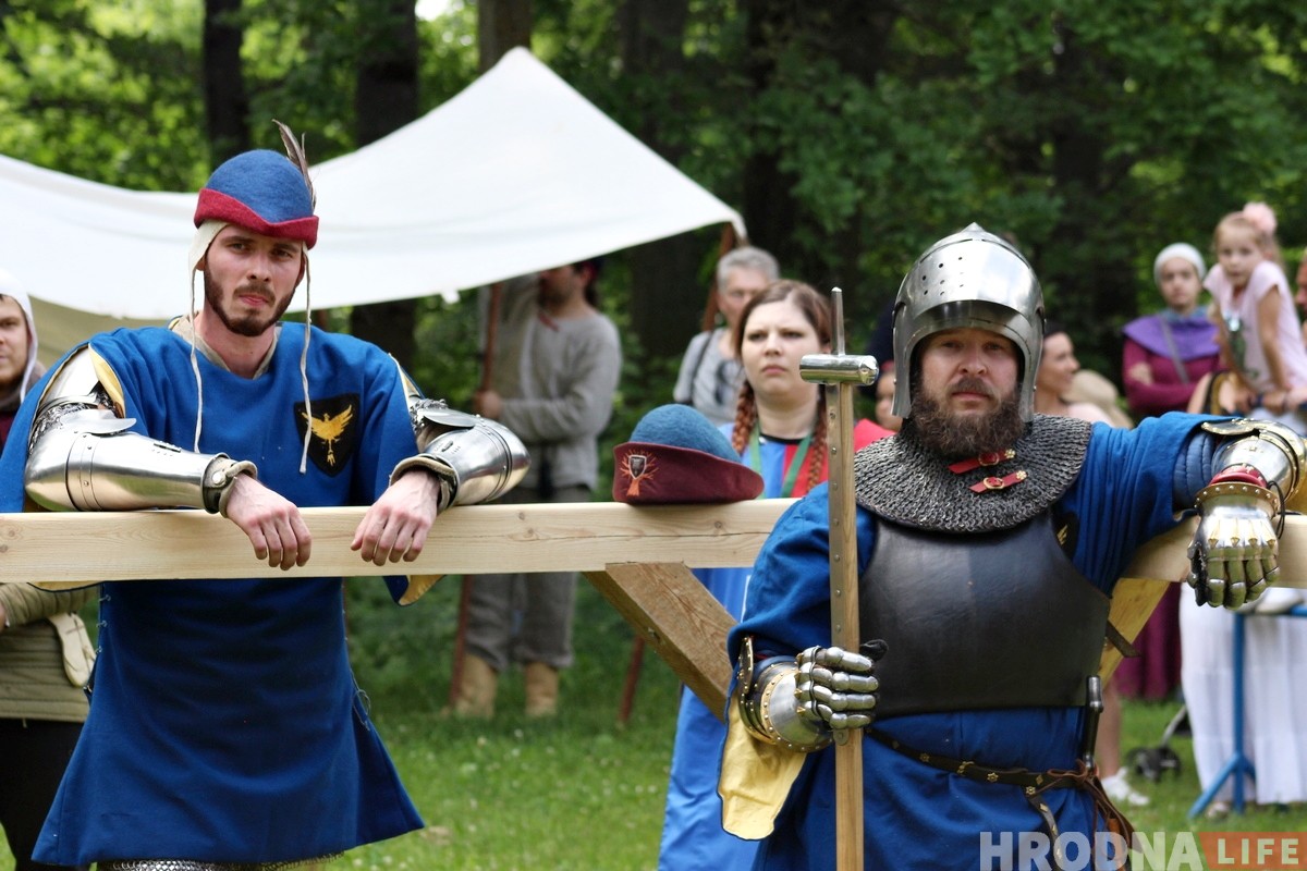 «Тут знакавая зямля». У Каложскім парку праходзіць фестываль сярэднявечнай культуры