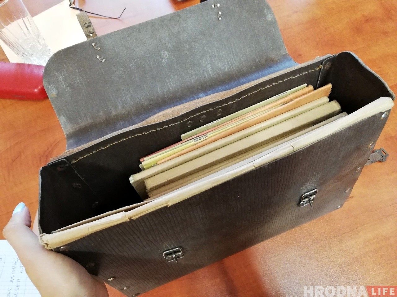 У польскім Слупску знайшлі партфель гродзенскай школьніцы, які пераносіць у канец 1930-х