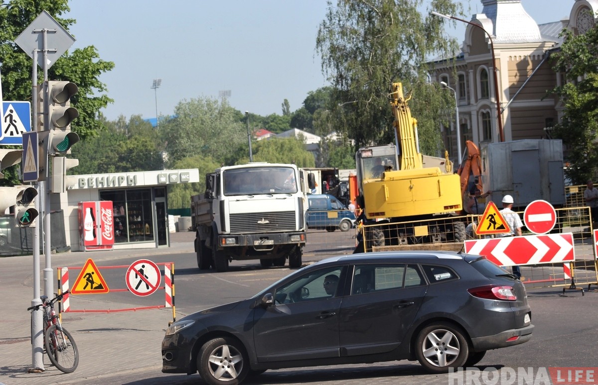 Вуліцу Вялікую Траецкую закрылі на рамонт Вуліцу Вялікую Траецкую закрылі на рамонт
