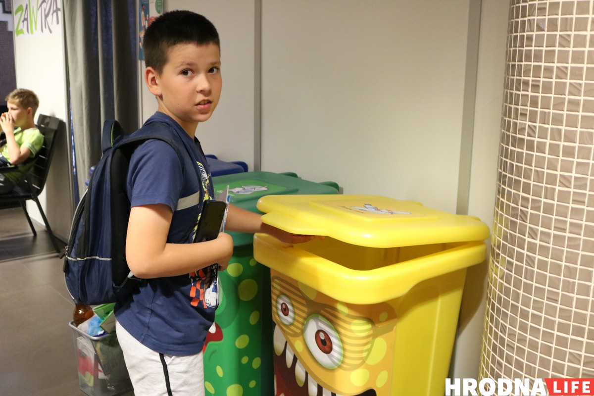 Раздзяляй і ўладар. У Гродне паказваюць выставу пра смецце Раздзяляй і ўладар. У Гродне паказваюць выставу пра смецце