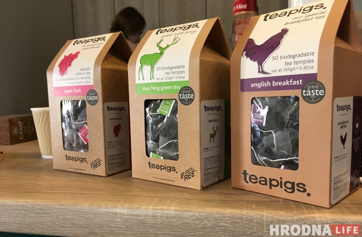 Венские вафли, домашнее мороженое и благотворительность по вторникам. На Большой Троицкой открылось новое кафе