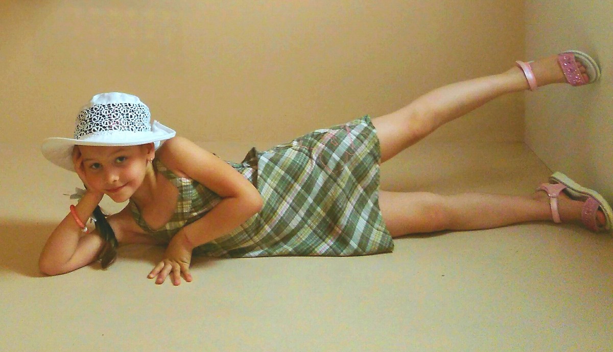 "Я вельмі хачу другое вушка і чуць, як усе". Патрэбна дапамога сямігадовай Алёне Уласенка