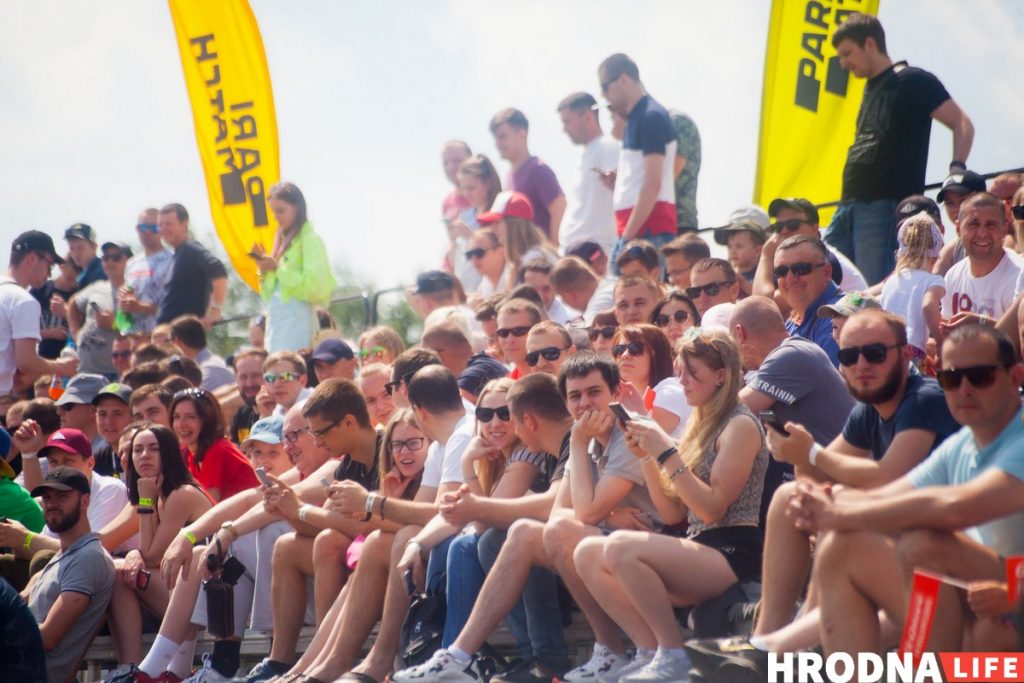 Найлепшыя ў заносах. Пад Гродна прайшоў Чэмпіянат Беларусі па дрыфтынгу