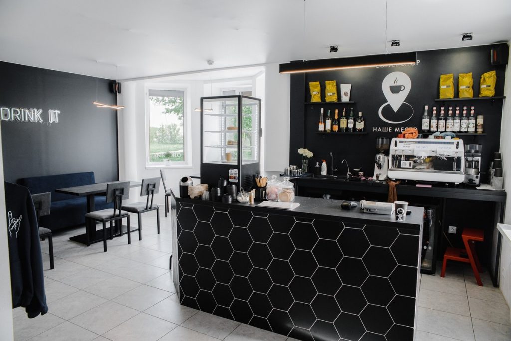 "Наше место": пара открыла кафе на своем любимом месте в Гродно