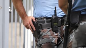 Мінчанін прыехаў у Гродна на хакей і стаў экстрэмістам з-за лічбаў на футболцы