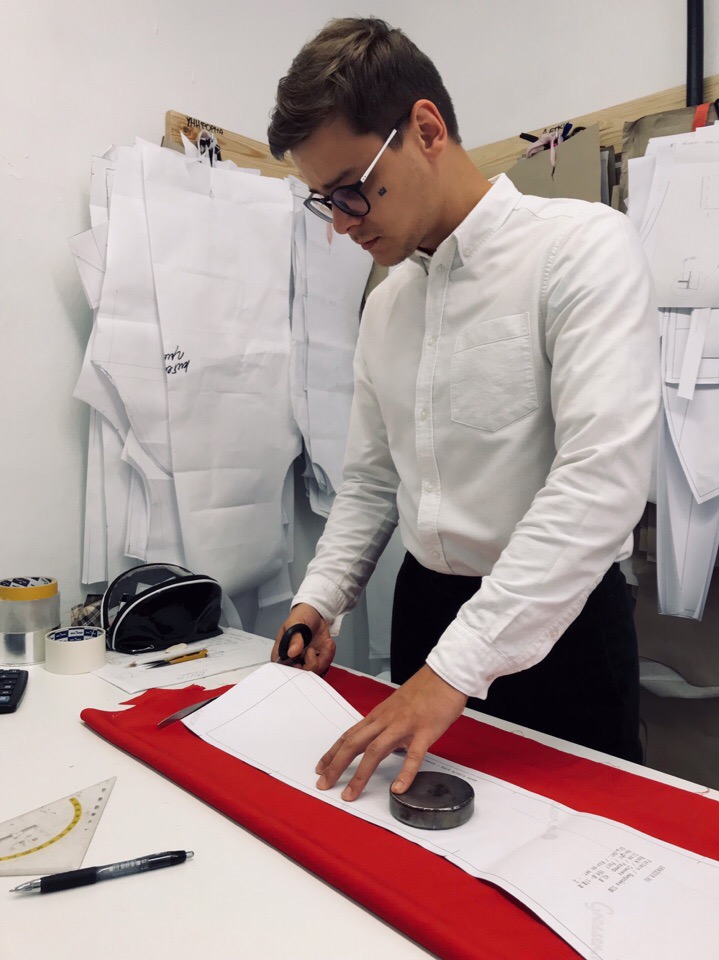 Модельер из Гродно: «Розовый - один из лучших цветов для мужчин»